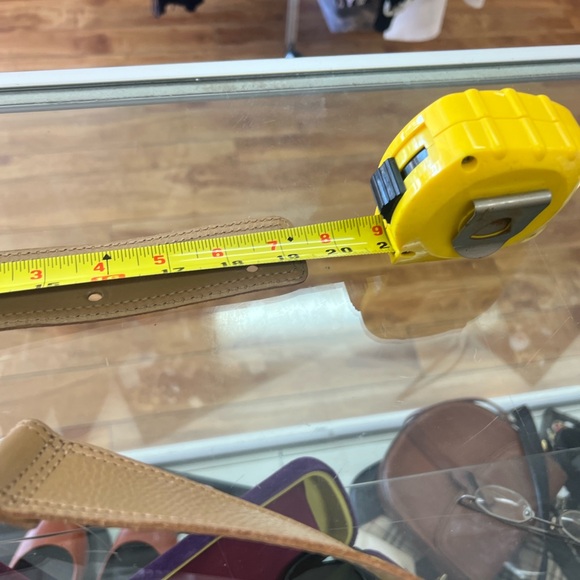 Orla Kiely Tan Leather Crossbody with Green Detailing - Picture 16 of 16